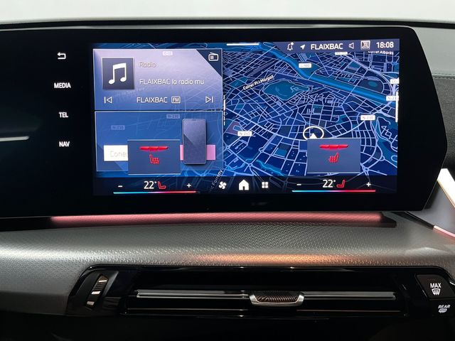 BMW iX2 eDrive20 color Gris. Año 2025. 150KW(204CV). Eléctrico. En concesionario Unicars Ponent de Lleida