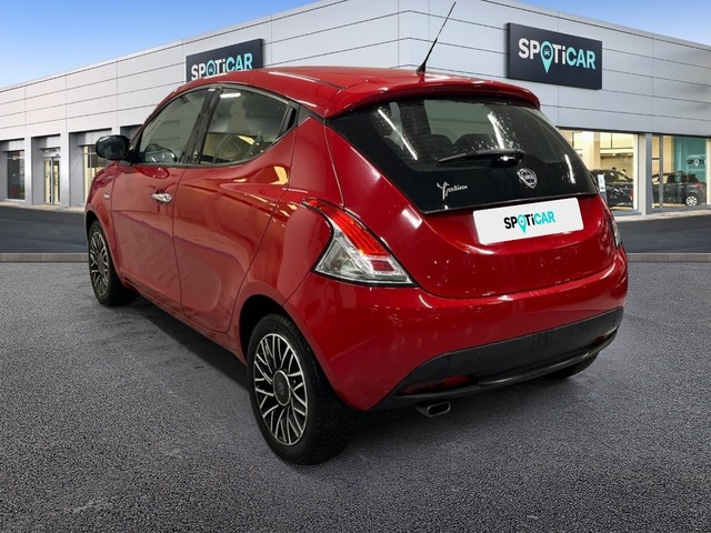 Lancia Ypsilon 1.2 30 º Aniversario Evo II 51 kW (69 CV)
