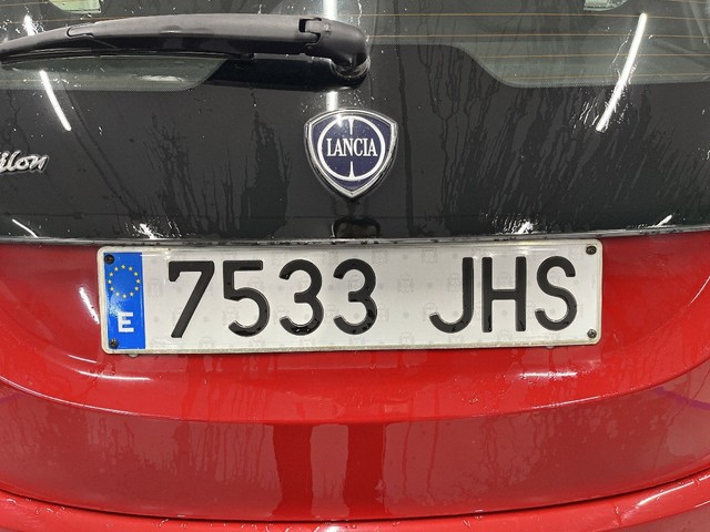 Lancia Ypsilon 1.2 30 º Aniversario Evo II 51 kW (69 CV)