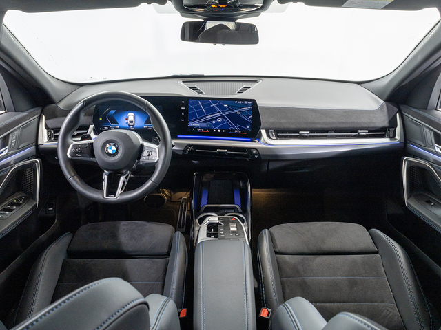 BMW X2 sDrive20i color Blanco. Año 2025. 125KW(170CV). Gasolina. En concesionario Oliva Motor Girona de Girona