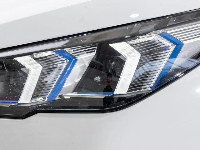 BMW X2 sDrive20i color Blanco. Año 2025. 125KW(170CV). Gasolina. En concesionario Oliva Motor Girona de Girona