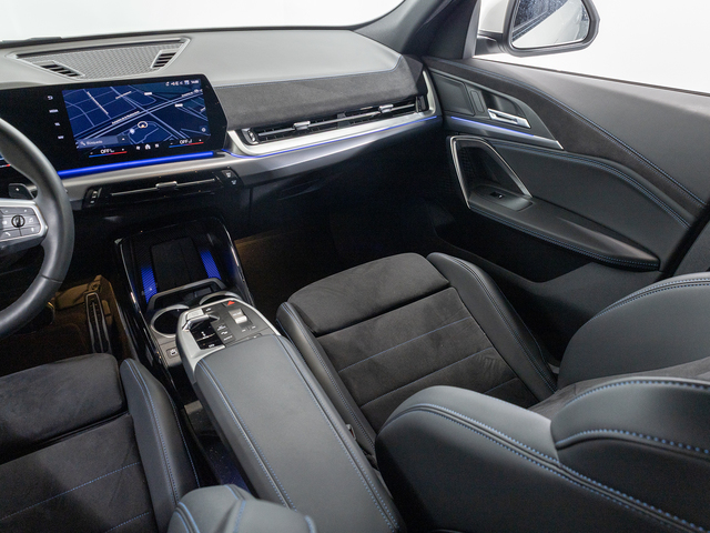 BMW X2 sDrive20i color Blanco. Año 2025. 125KW(170CV). Gasolina. En concesionario Oliva Motor Girona de Girona