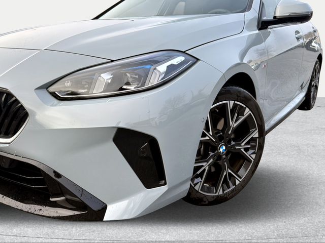 BMW Serie 1 120i color Gris. Año 2025. 125KW(170CV). Gasolina. En concesionario Ilbira Motor | Granada de Granada