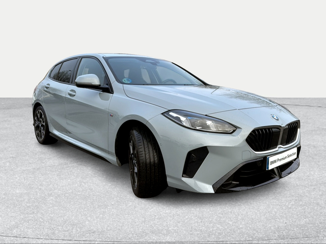 BMW Serie 1 120i color Gris. Año 2025. 125KW(170CV). Gasolina. En concesionario Ilbira Motor | Granada de Granada