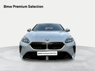 Fotos de BMW Serie 1 120i color Gris. Año 2025. 125KW(170CV). Gasolina. En concesionario Ilbira Motor | Granada de Granada