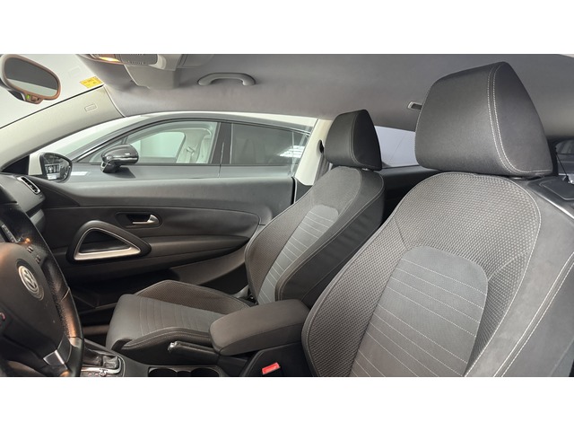 Volkswagen Scirocco 2.0 TDI DPF DSG 103 kW (140 CV)