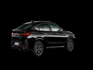 BMW X4 xDrive20d color Negro. Año 2024. 140KW(190CV). Diésel. En concesionario Novomóvil Oleiros de Coruña