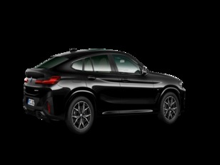 BMW X4 xDrive20d color Negro. Año 2024. 140KW(190CV). Diésel. En concesionario Novomóvil Oleiros de Coruña