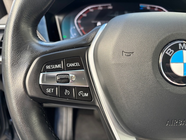 BMW Serie 3 320d color Gris. Año 2021. 140KW(190CV). Diésel. En concesionario Pruna Motor, S.L de Barcelona