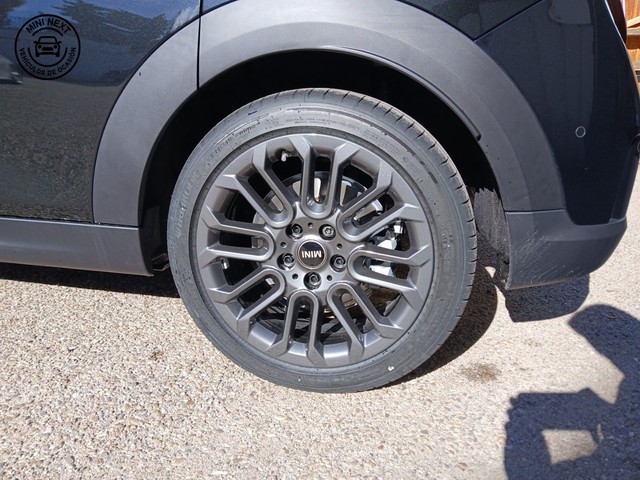 fotoG 16 del MINI MINI Cooper 5 Puertas C 115 kW (156 CV) 156cv Gasolina del 2025 en Toledo