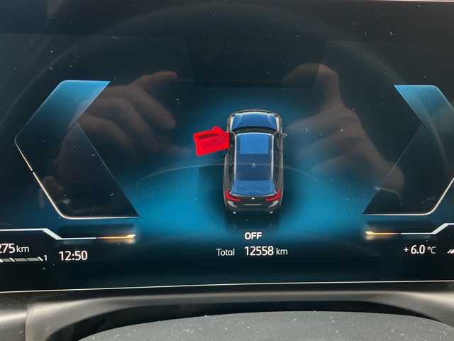 BMW Serie 3 318d Touring color Negro. Año 2025. 110KW(150CV). Diésel. En concesionario Bernesga Motor León (Bmw y Mini) de León