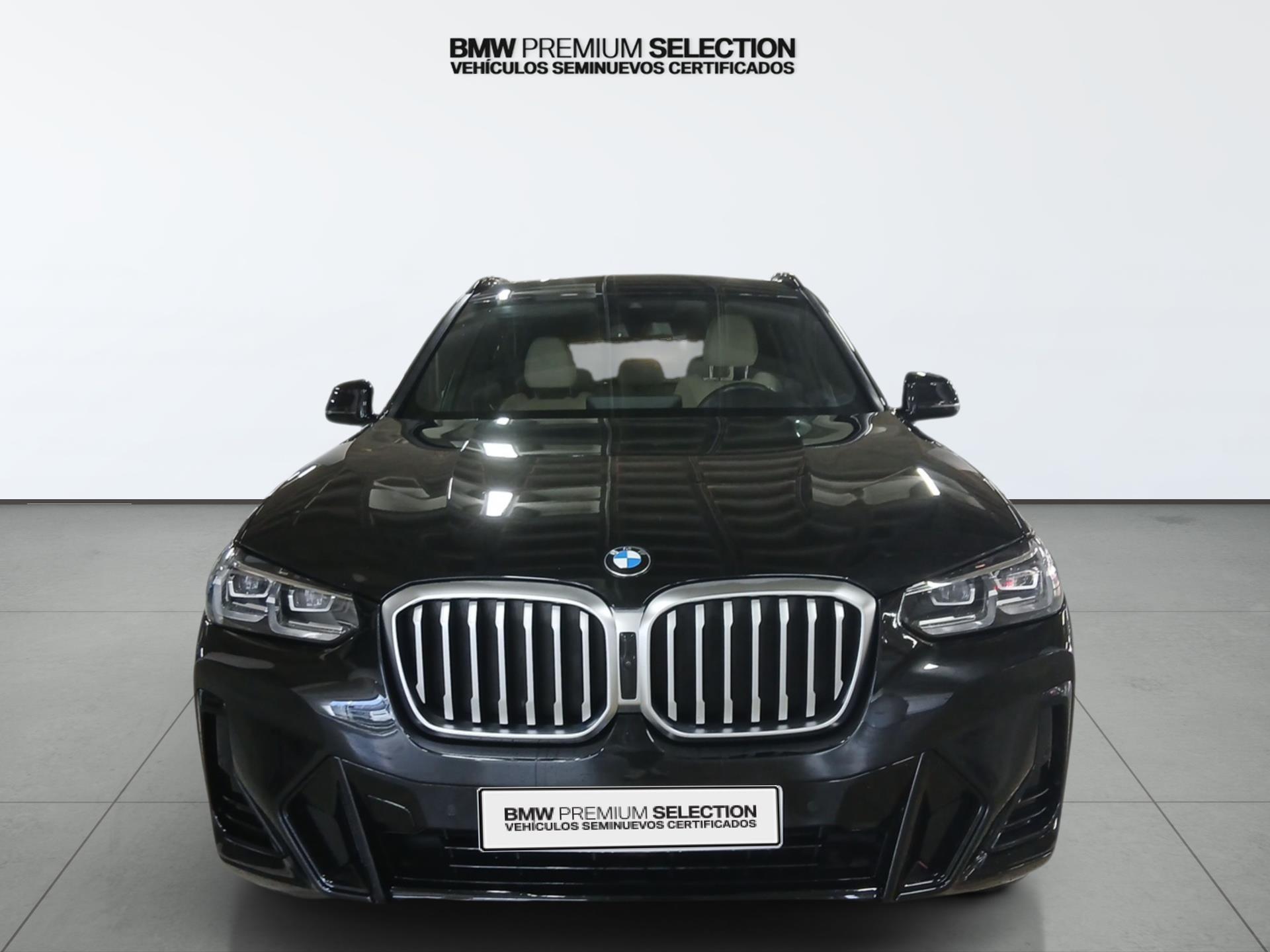 BMW X3 xDrive20d color Negro. Año 2024. 140KW(190CV). Diésel. En concesionario Automotor Premium Velázquez - Málaga de Málaga