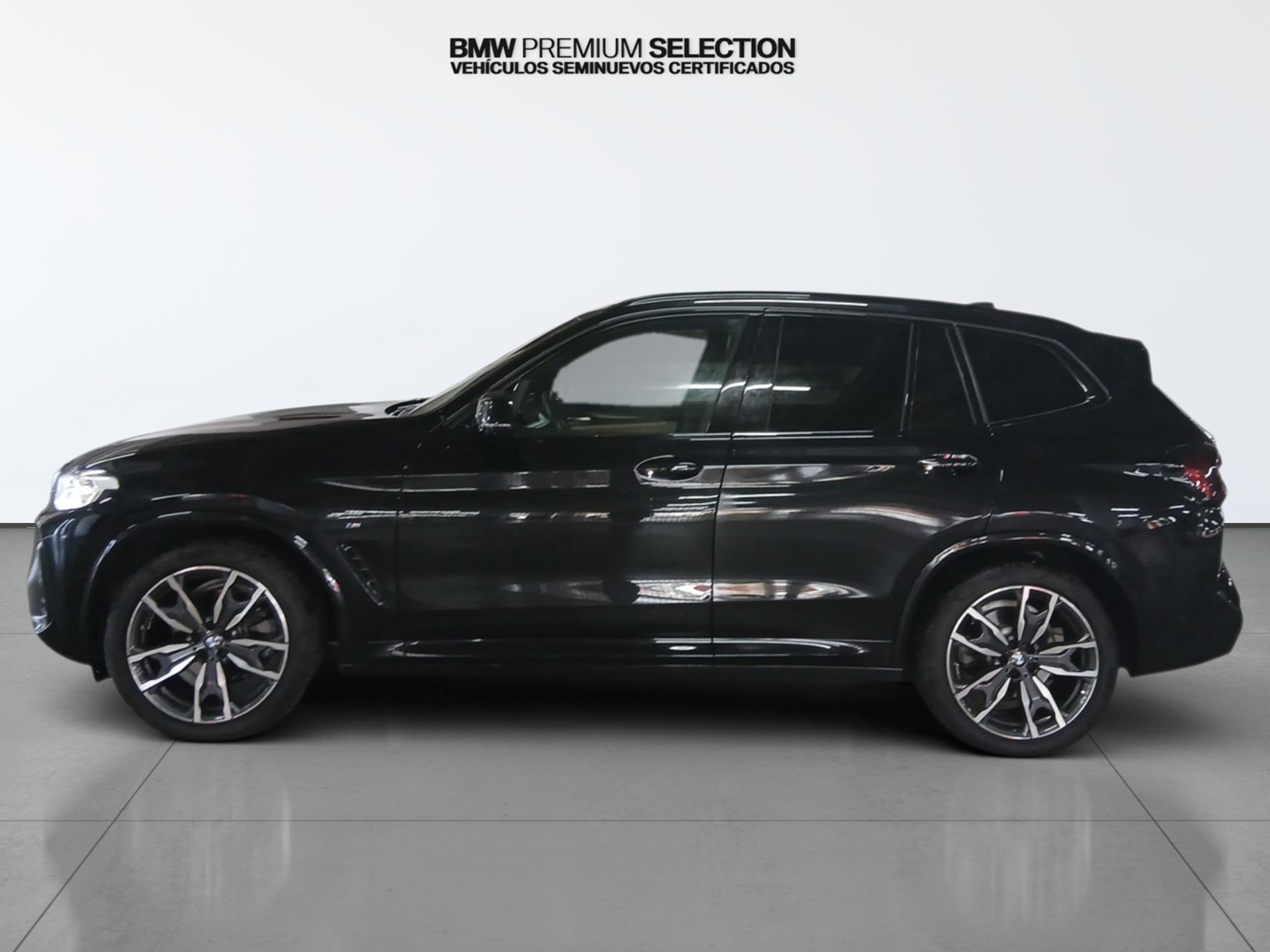 BMW X3 xDrive20d color Negro. Año 2024. 140KW(190CV). Diésel. En concesionario Automotor Premium Velázquez - Málaga de Málaga