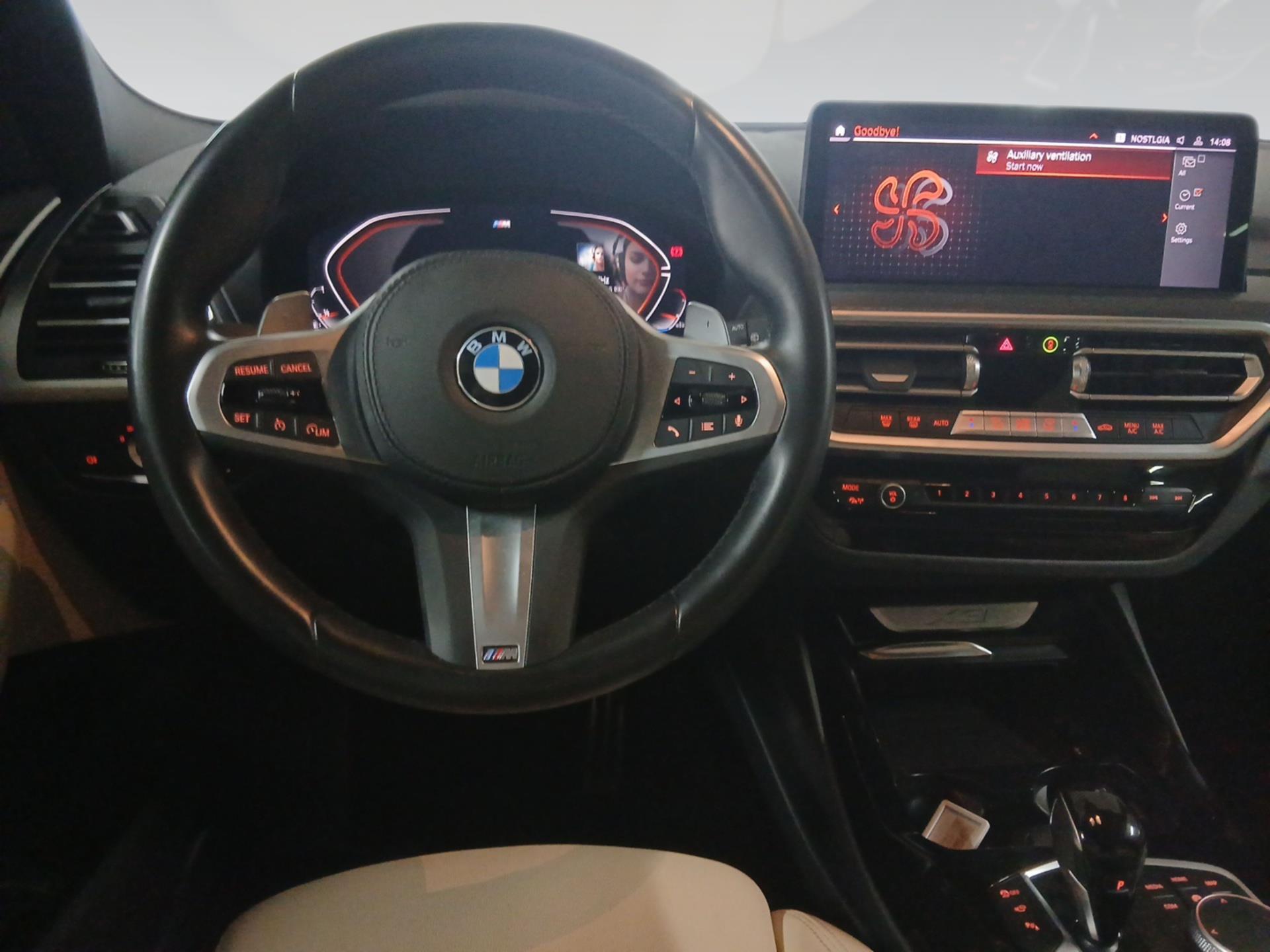 BMW X3 xDrive20d color Negro. Año 2024. 140KW(190CV). Diésel. En concesionario Automotor Premium Velázquez - Málaga de Málaga