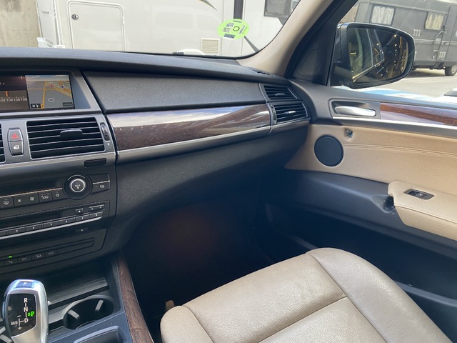 BMW X5 4.8i 261 kW (355 CV)