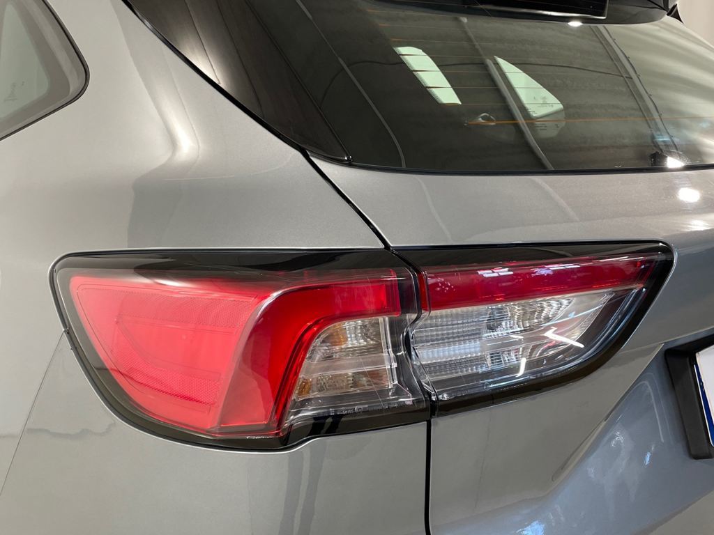 Ford Kuga 2.5 Duratec FHEV en Barcelona