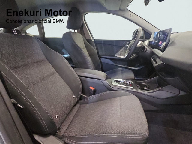 BMW Serie 2 220d Coupe color Gris. Año 2025. 140KW(190CV). Diésel. En concesionario Enekuri Motor de Vizcaya