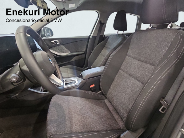 BMW Serie 2 220d Coupe color Gris. Año 2025. 140KW(190CV). Diésel. En concesionario Enekuri Motor de Vizcaya
