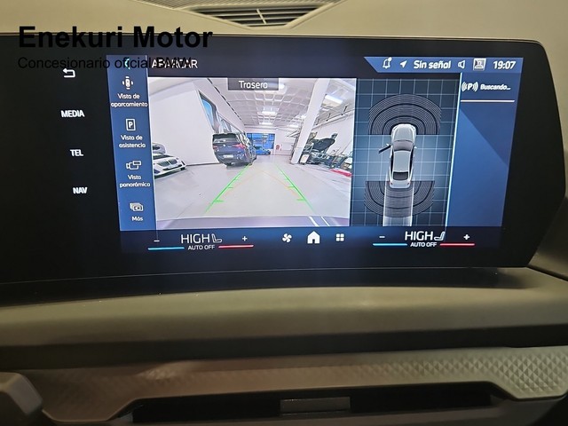 BMW Serie 2 220d Coupe color Gris. Año 2025. 140KW(190CV). Diésel. En concesionario Enekuri Motor de Vizcaya