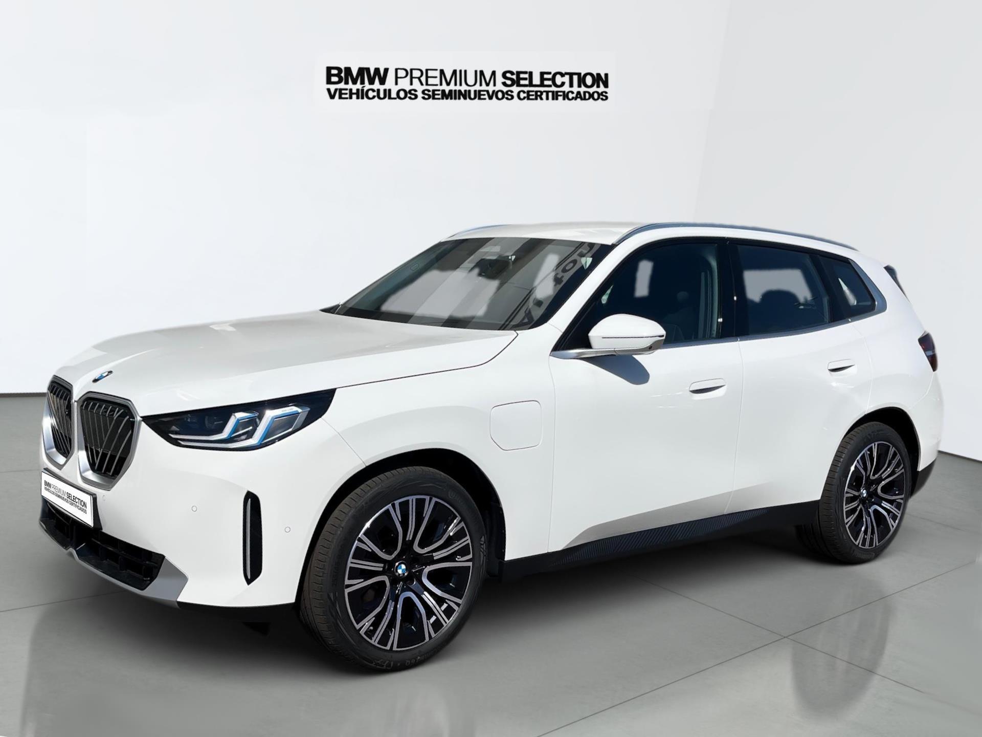 BMW X3 xDrive30e color Blanco. Año 2025. 220KW(299CV). Híbrido Electro/Gasolina. En concesionario Automotor Premium Viso - Málaga de Málaga