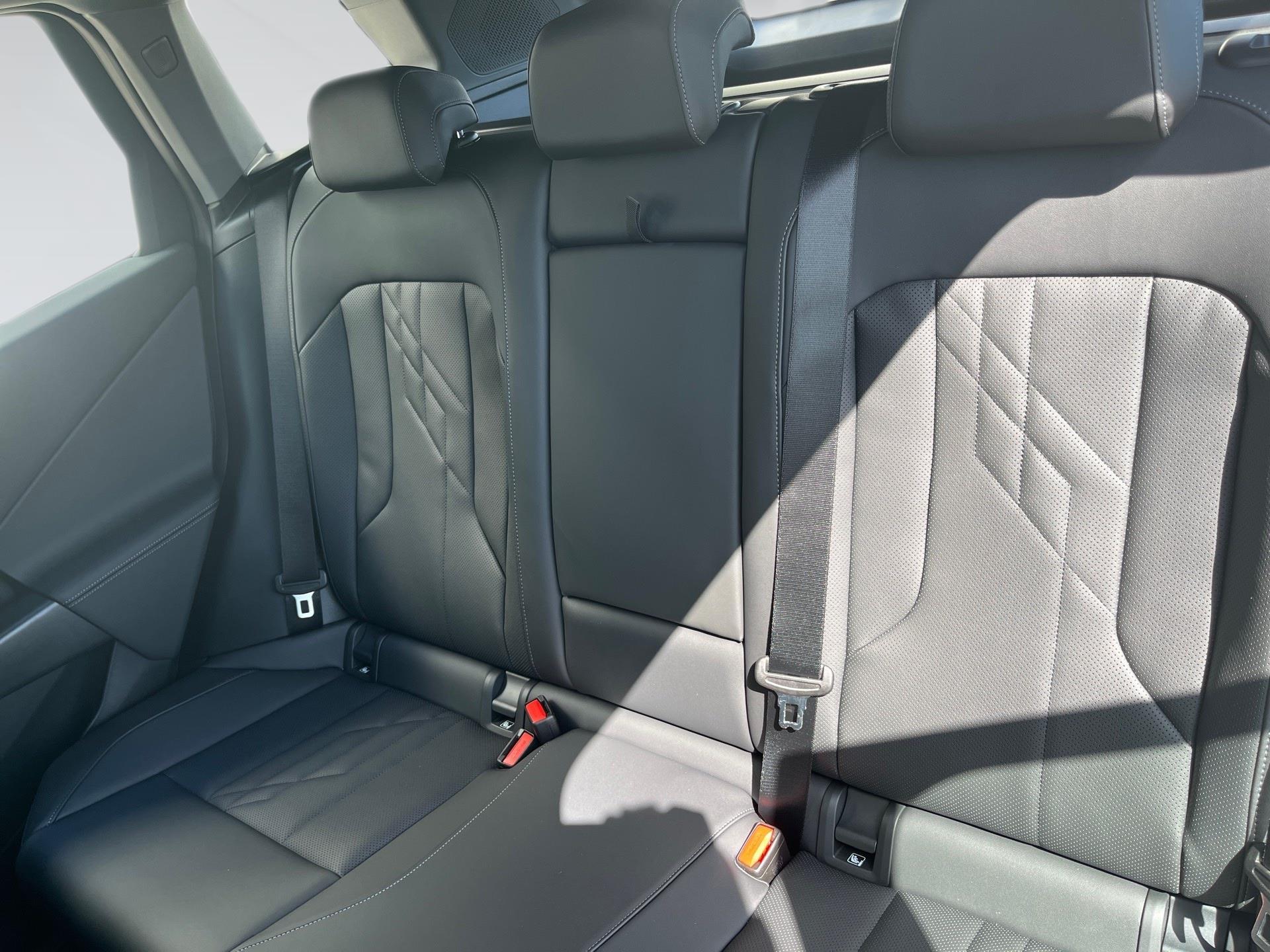 BMW X3 xDrive30e color Blanco. Año 2025. 220KW(299CV). Híbrido Electro/Gasolina. En concesionario Automotor Premium Viso - Málaga de Málaga