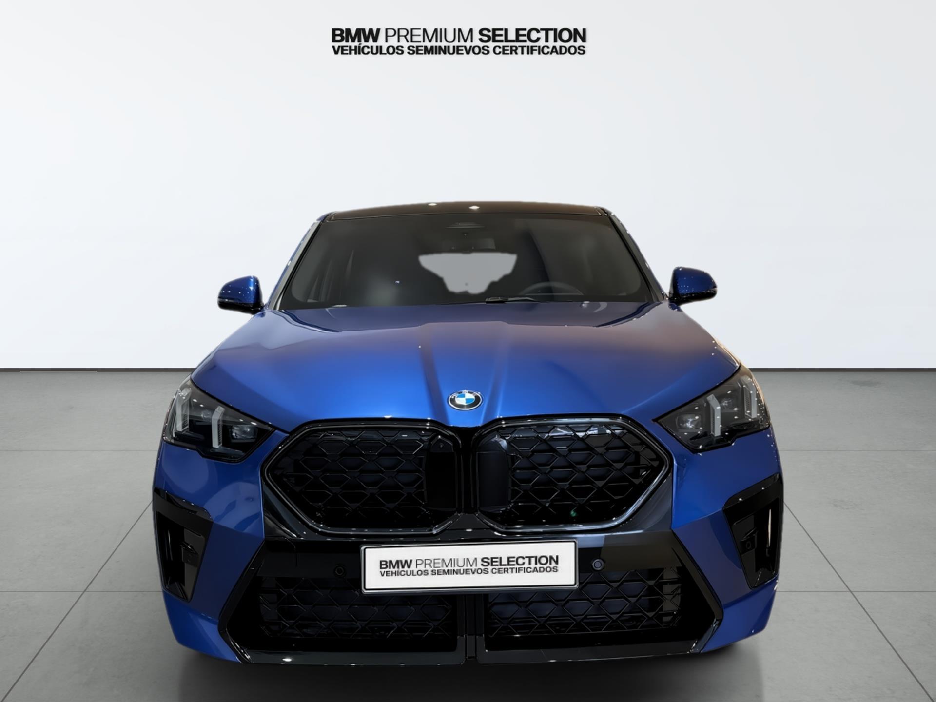 BMW X2 sDrive20d color Azul. Año 2025. 120KW(163CV). Diésel. En concesionario Automotor Costa, S.L.U. de Almería