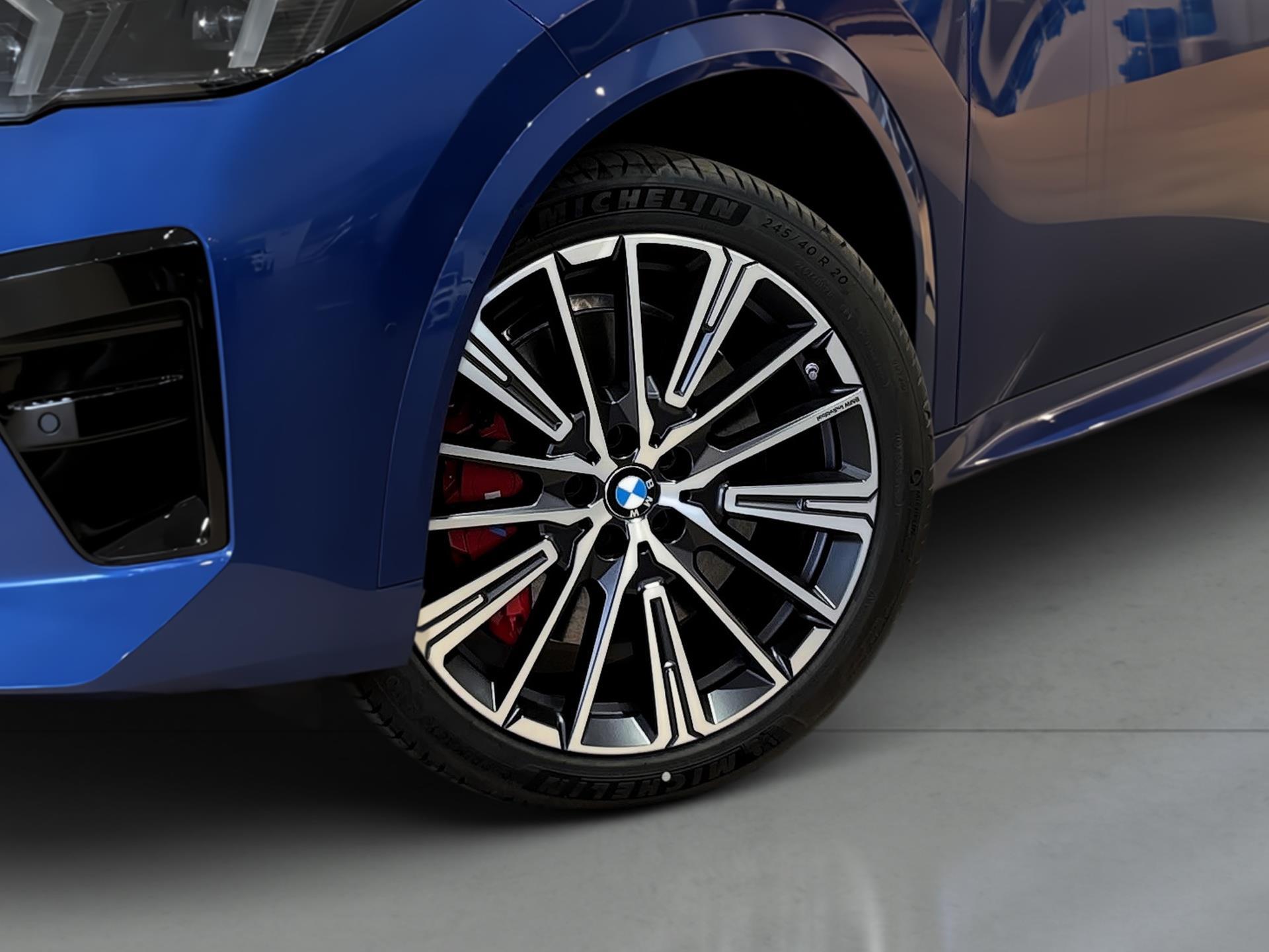 BMW X2 sDrive20d color Azul. Año 2025. 120KW(163CV). Diésel. En concesionario Automotor Costa, S.L.U. de Almería