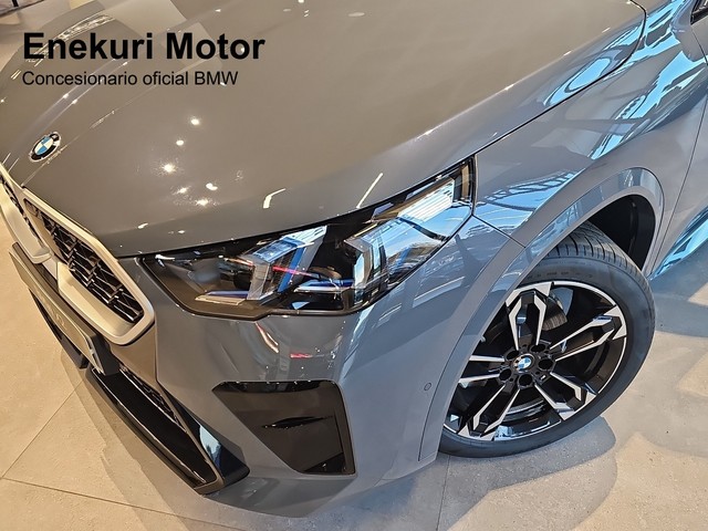 BMW X2 sDrive20d color Gris. Año 2025. 120KW(163CV). Diésel. En concesionario Enekuri Motor de Vizcaya