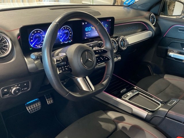 Mercedes-Benz EQB 250+ en Barcelona