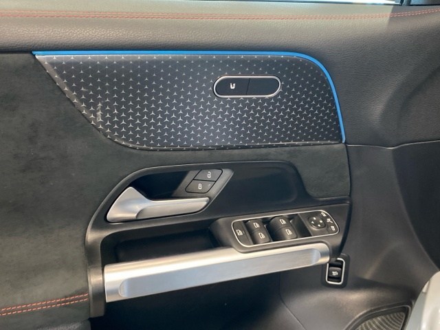 Mercedes-Benz EQB 250+ en Barcelona