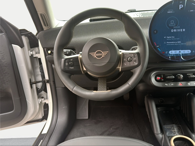 fotoG 15 del MINI MINI Cooper E 135 kW (184 CV) 184cv Eléctrico del 2025 en Granada