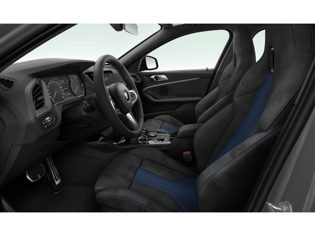 BMW Serie 1 116d color Negro. Año 2021. 85KW(116CV). Diésel. En concesionario Móvil Begar Alicante de Alicante