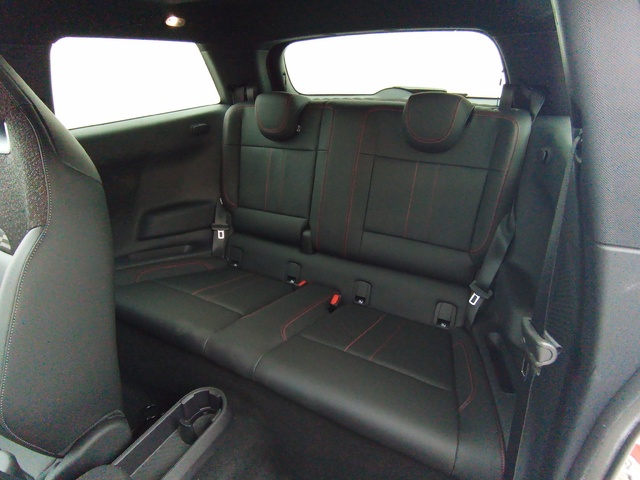 fotoG 8 del MINI MINI Cooper E 135 kW (184 CV) 184cv Eléctrico del 2025 en Zaragoza