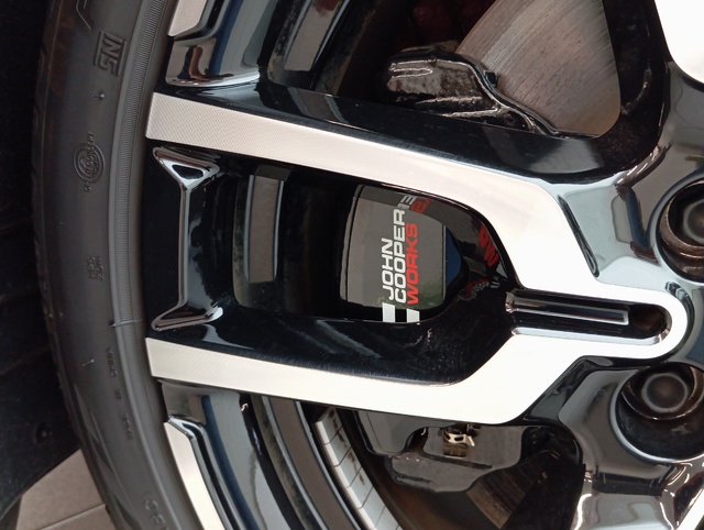 fotoG 15 del MINI MINI Cooper E 135 kW (184 CV) 184cv Eléctrico del 2025 en Zaragoza