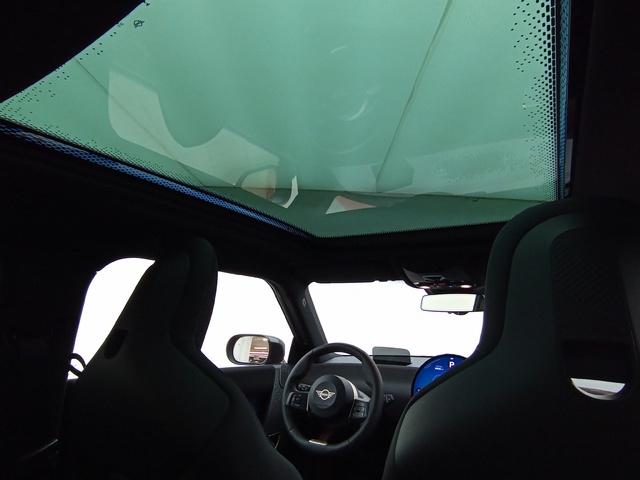 fotoG 28 del MINI MINI Cooper E 135 kW (184 CV) 184cv Eléctrico del 2025 en Zaragoza