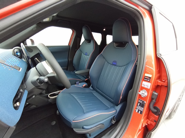 fotoG 10 del MINI MINI Aceman E 135 kW (184 CV) 184cv Eléctrico del 2025 en Zaragoza