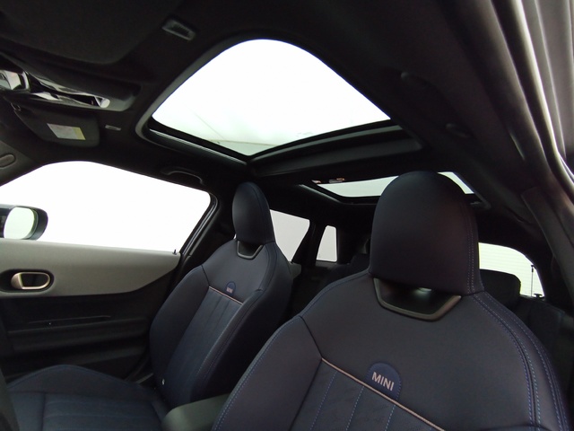 fotoG 11 del MINI MINI Cooper 5 Puertas C 115 kW (156 CV) 156cv Gasolina del 2025 en Zaragoza