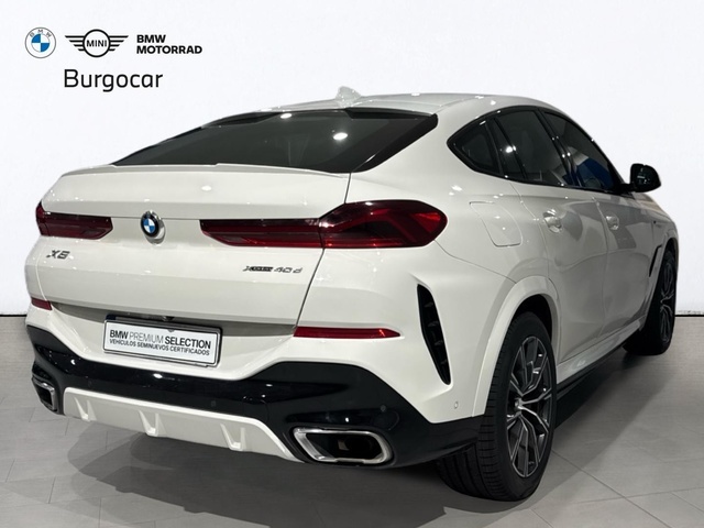 BMW X6 xDrive40d color Blanco. Año 2021. 250KW(340CV). Diésel. En concesionario Burgocar (Bmw y Mini) de Burgos
