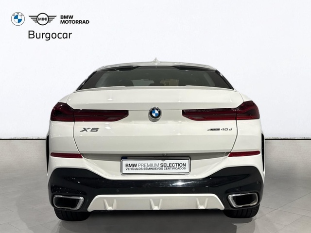 BMW X6 xDrive40d color Blanco. Año 2021. 250KW(340CV). Diésel. En concesionario Burgocar (Bmw y Mini) de Burgos