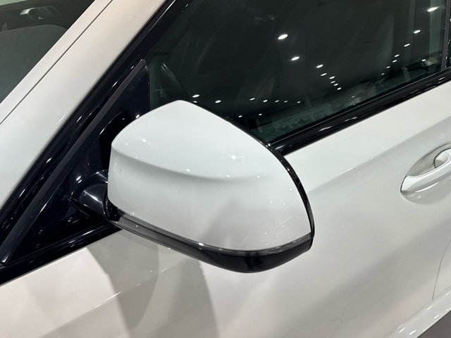 BMW X6 xDrive40d color Blanco. Año 2021. 250KW(340CV). Diésel. En concesionario Burgocar (Bmw y Mini) de Burgos