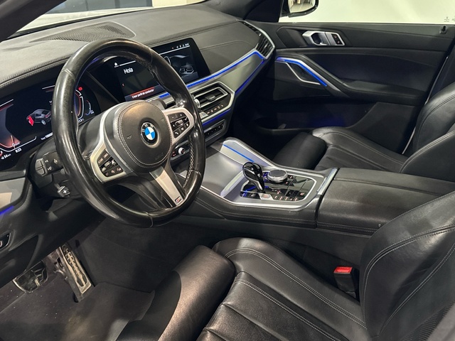 BMW X6 xDrive40d color Blanco. Año 2021. 250KW(340CV). Diésel. En concesionario Burgocar (Bmw y Mini) de Burgos