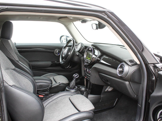 fotoG 7 del MINI MINI Cooper D 85 kW (116 CV) 116cv Diésel del 2018 en Barcelona