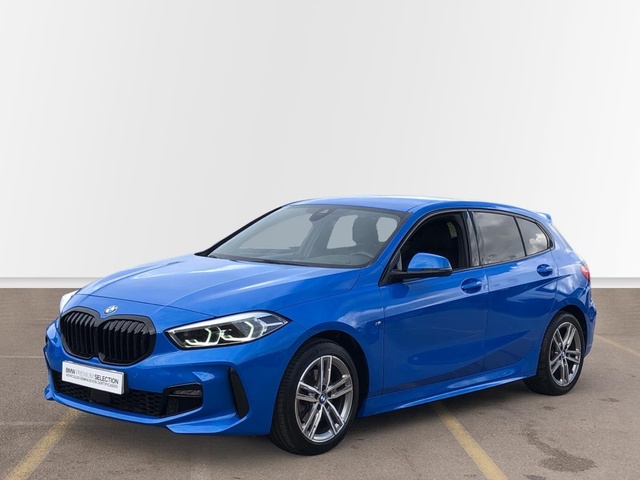 BMW Serie 1 118i color Azul. Año 2023. 103KW(140CV). Gasolina. En concesionario Proa Premium Ibiza de Illes Balears