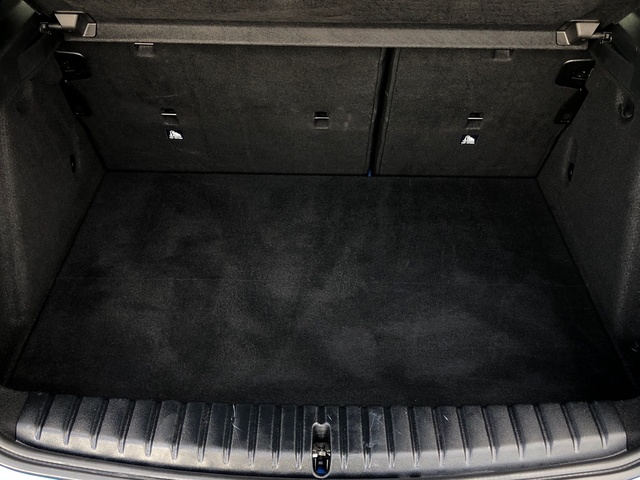 BMW Serie 1 118i color Azul. Año 2023. 103KW(140CV). Gasolina. En concesionario Proa Premium Ibiza de Illes Balears