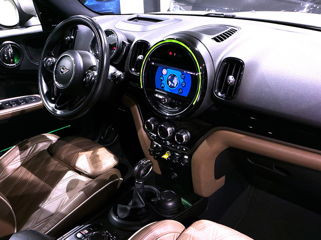 fotoG 7 del MINI MINI Countryman Cooper S E ALL4 165 kW (224 CV) 224cv Híbrido Electro/Gasolina del 2019 en Valencia