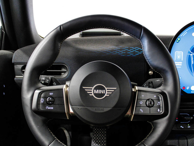 fotoG 12 del MINI MINI Cooper Cabrio C 120 kW (163 CV) 163cv Gasolina del 2025 en Barcelona