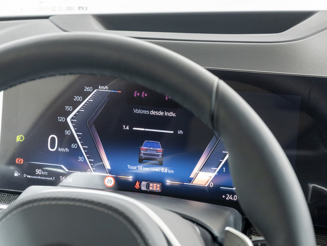 BMW X7 xDrive40d color Gris. Año 2025. 259KW(352CV). Diésel. En concesionario Oliva Motor Girona de Girona