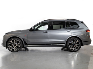 Fotos de BMW X7 xDrive40d color Gris. Año 2025. 259KW(352CV). Diésel. En concesionario Oliva Motor Girona de Girona