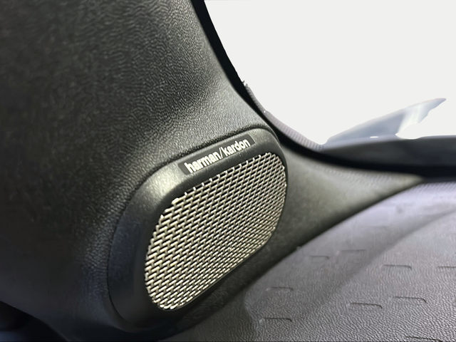 fotoG 20 del MINI MINI Cooper Cabrio C 120 kW (163 CV) 163cv Gasolina del 2025 en Jaén