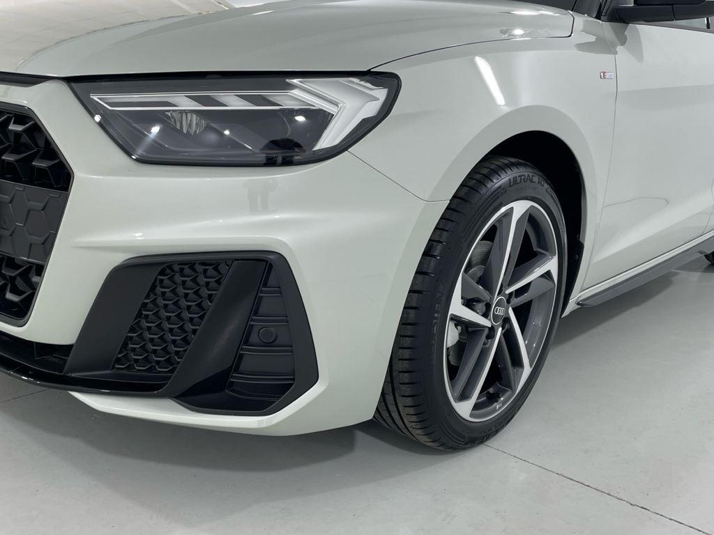 Audi A1 Sportback 30 TFSI en Barcelona
